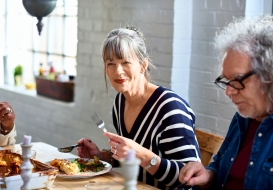 Healthier meals with friends